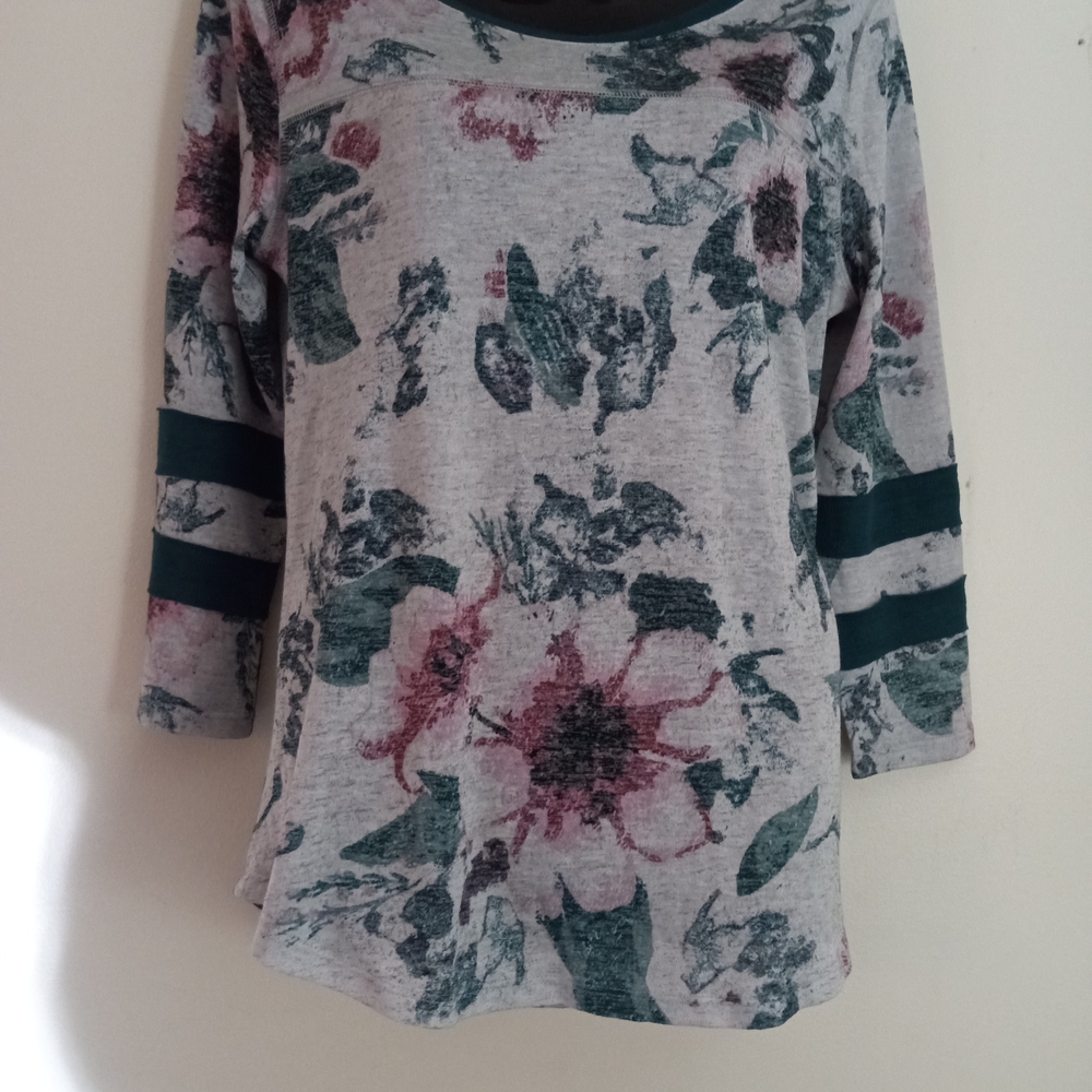 Maurices Gray Floral Tunic with Green and Dusty Rose Accents